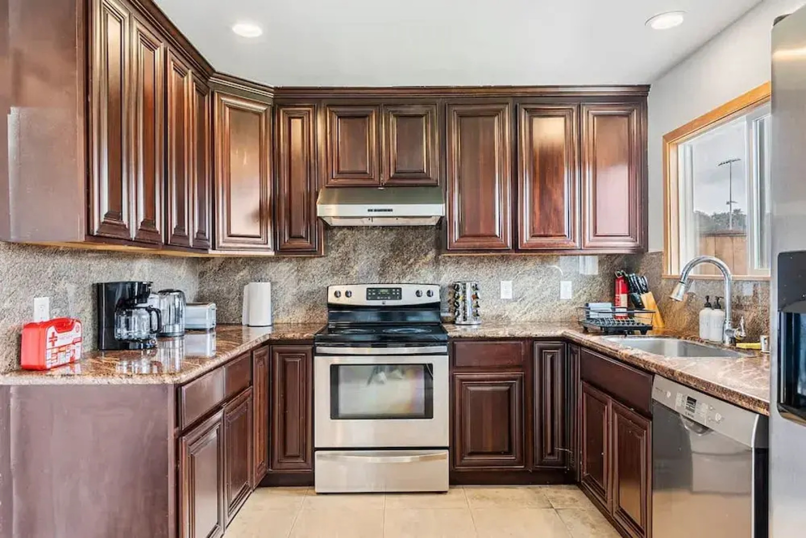 SFO Spacious Beautiful 3BR House