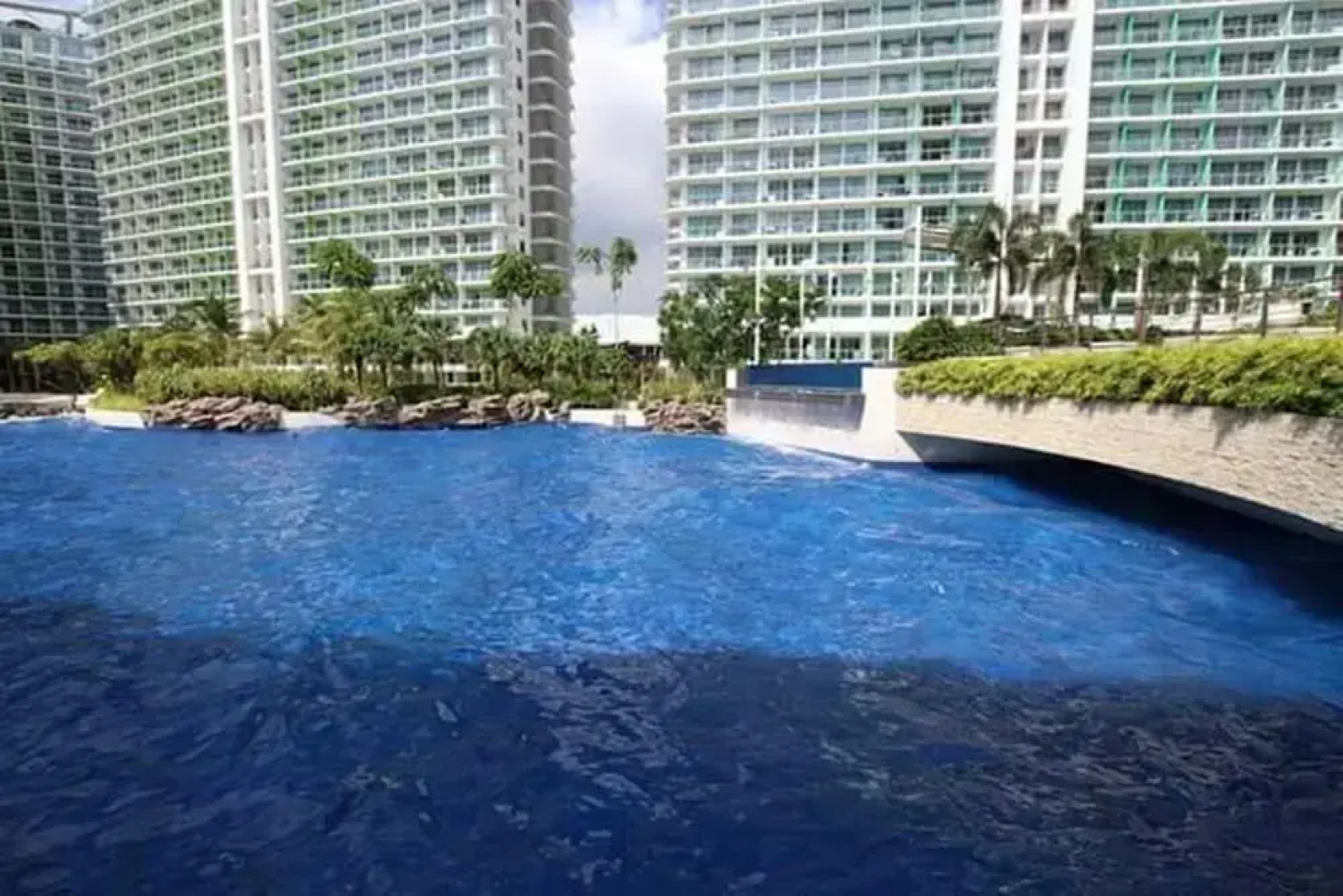 Positano Tower Azure Beach Resort