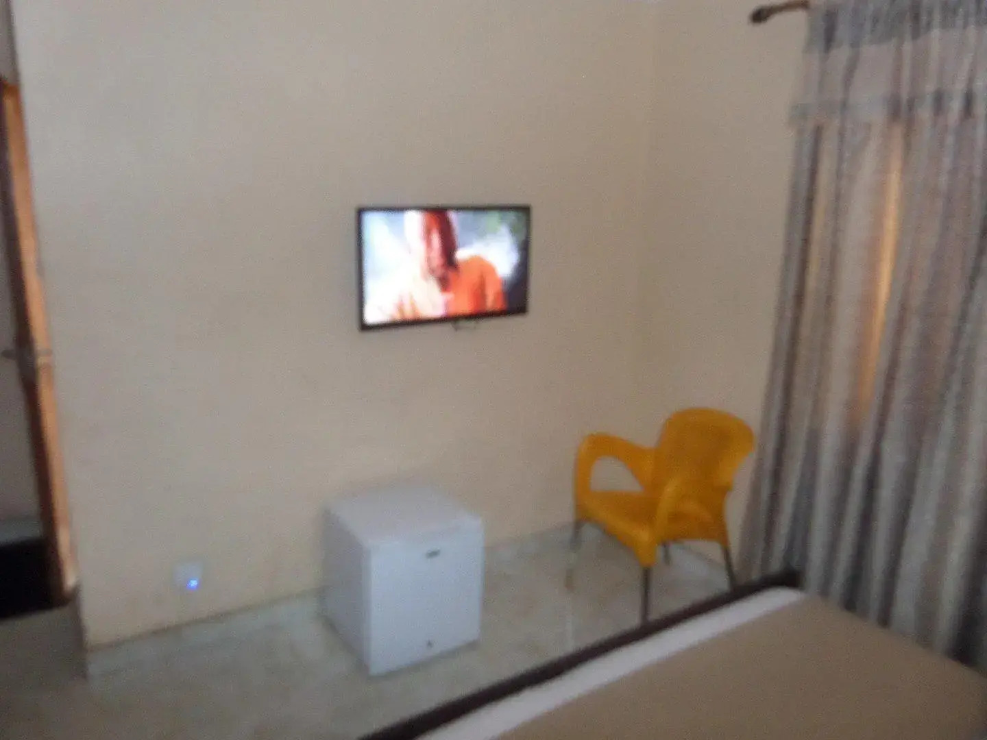 Almond View Hotel and Suites