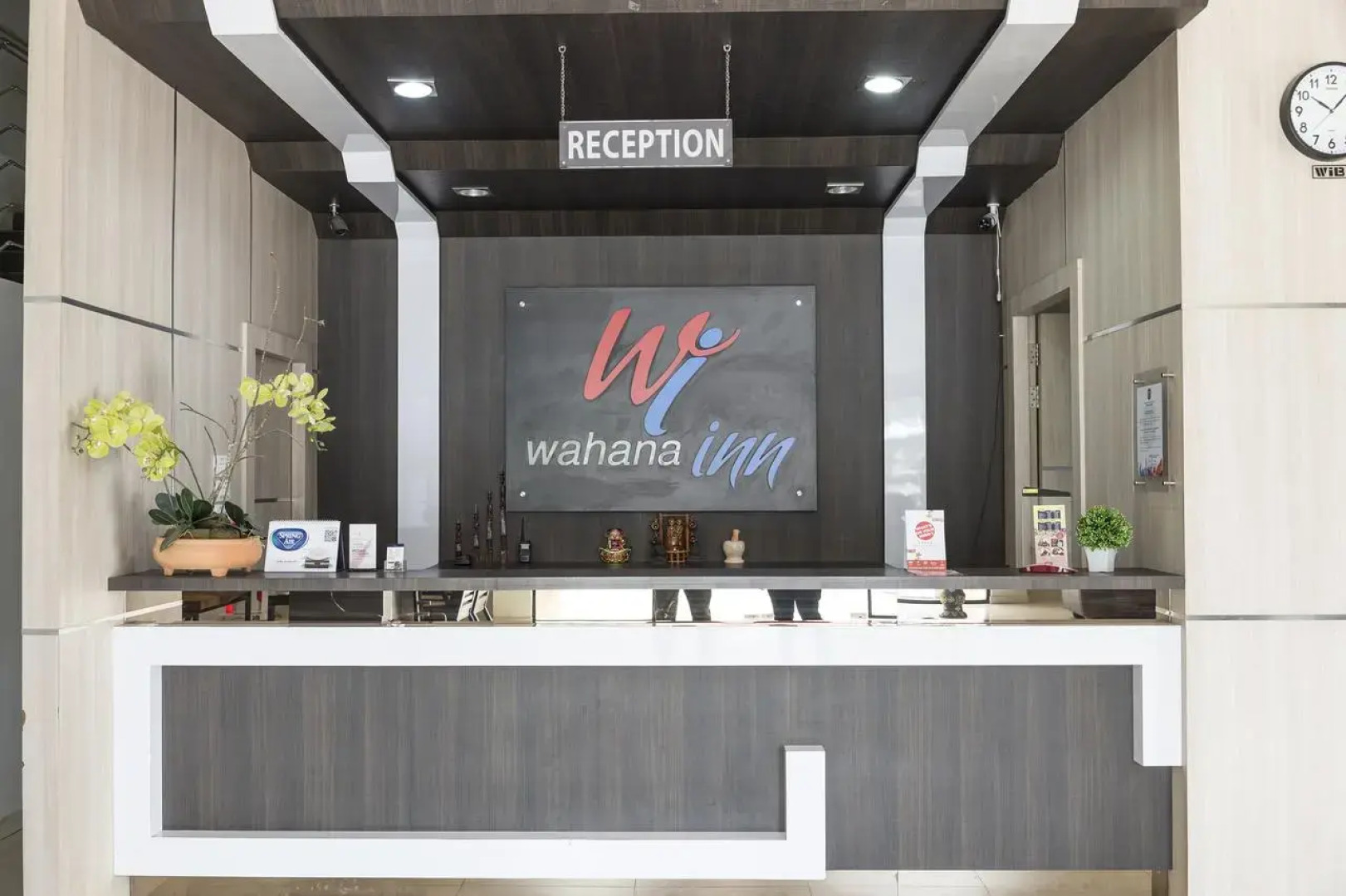 Capital O 1822 Wahana Inn