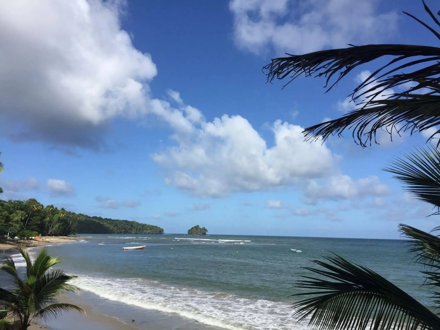 Oceans Salybia Nature Resort & Spa