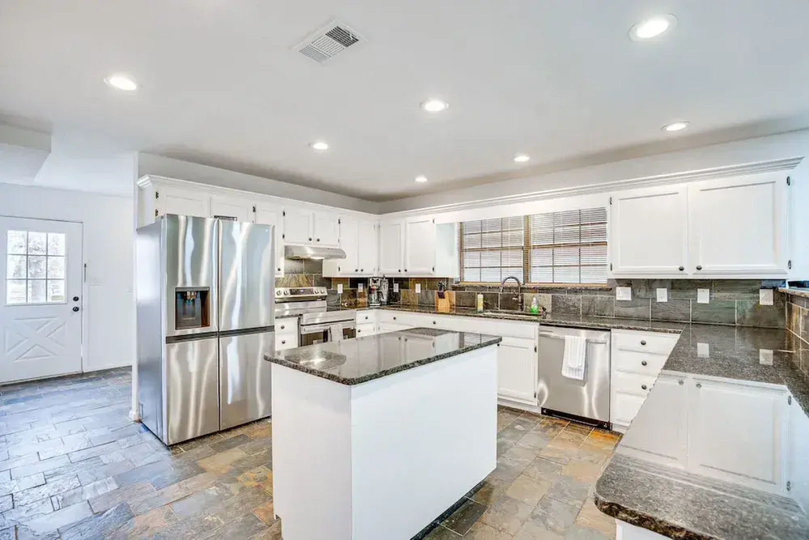 Near Lake Fork: Home w/ Fire Pit in Yantis!