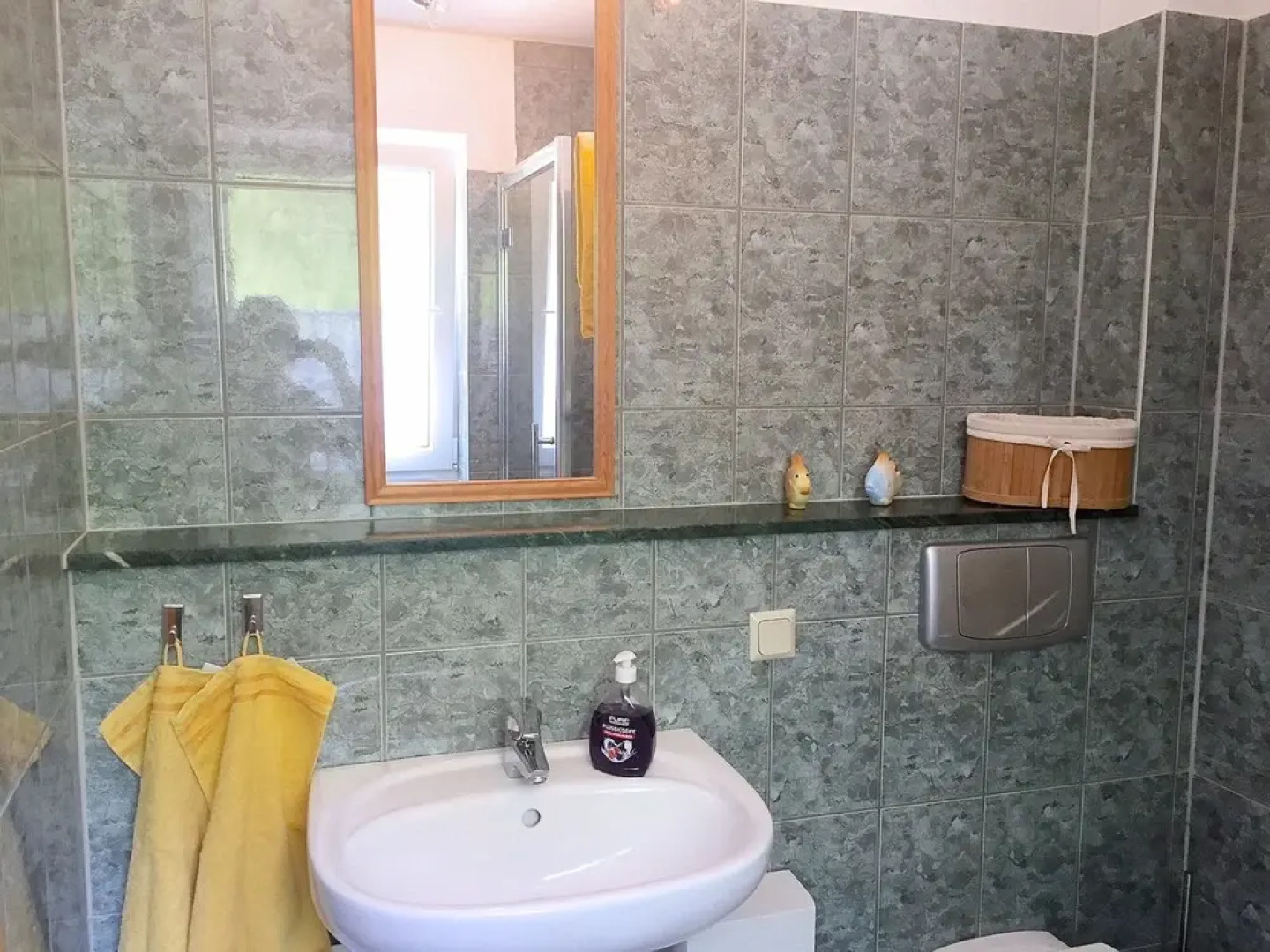 Holiday Home Directly Along the Edge of the Forest, Sauna and Modern Furnishings