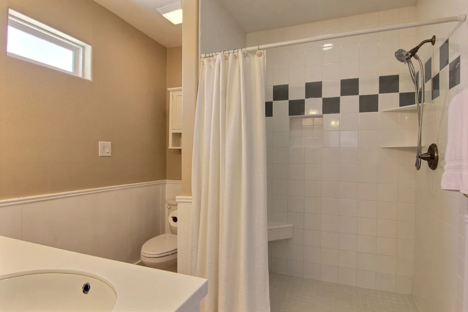 Diving Dolphin 628 by RedAwning