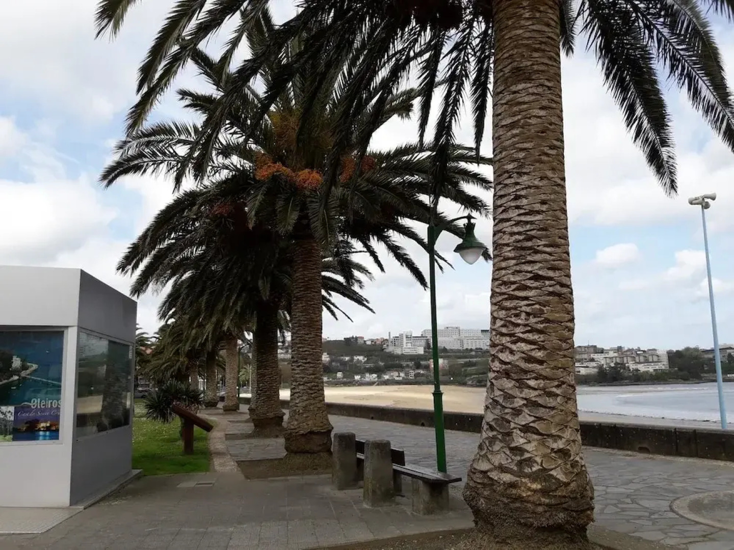 House With 3 Bedrooms in Oleiros, With Wonderful City View, Pool Acces