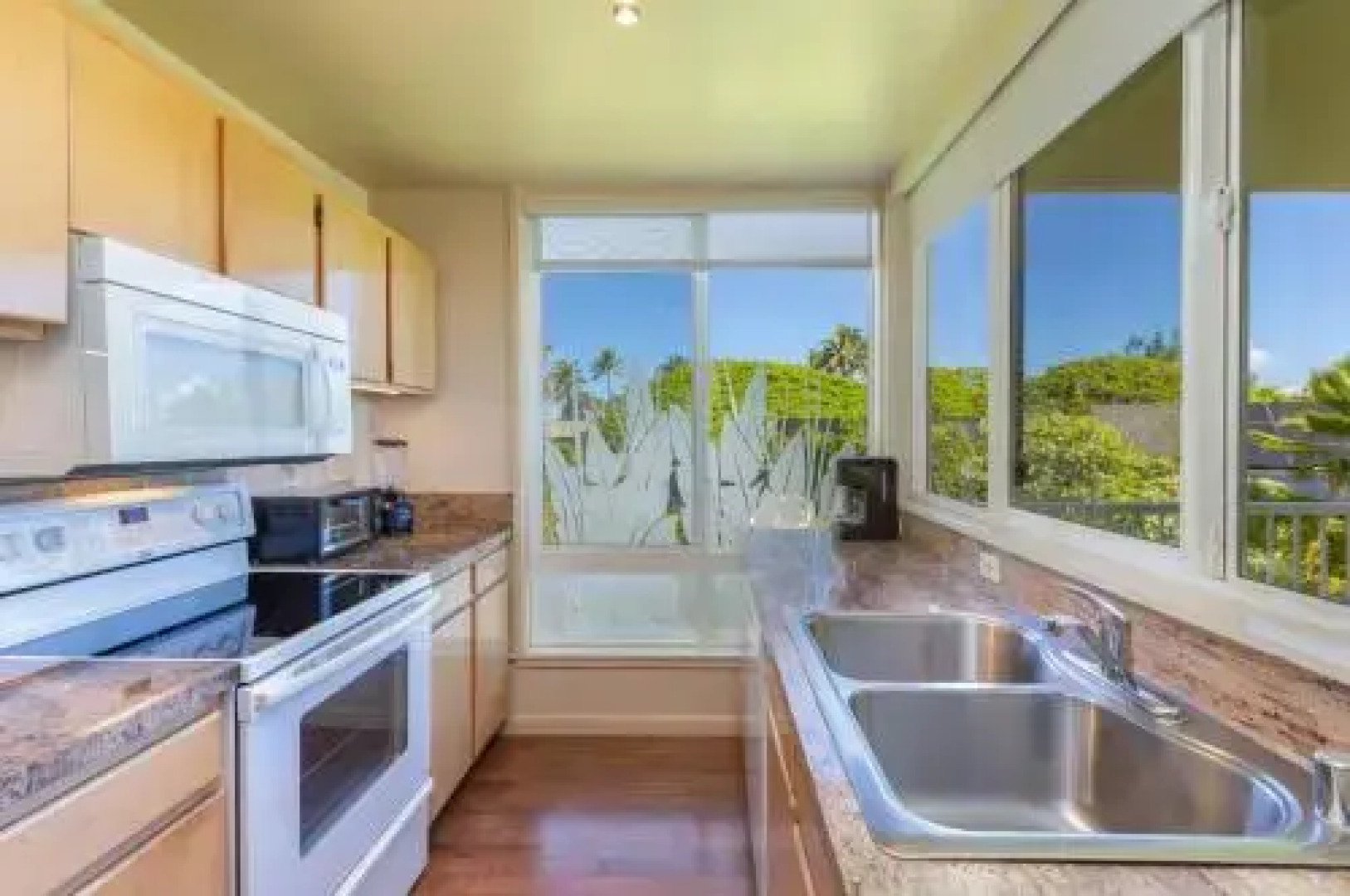 Cliffs at Princeville #3201