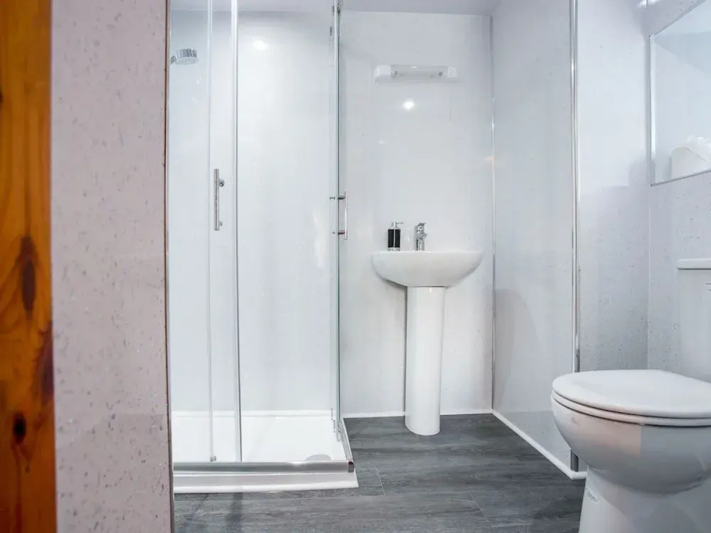 St. Ronan's Hotel by OYO Rooms