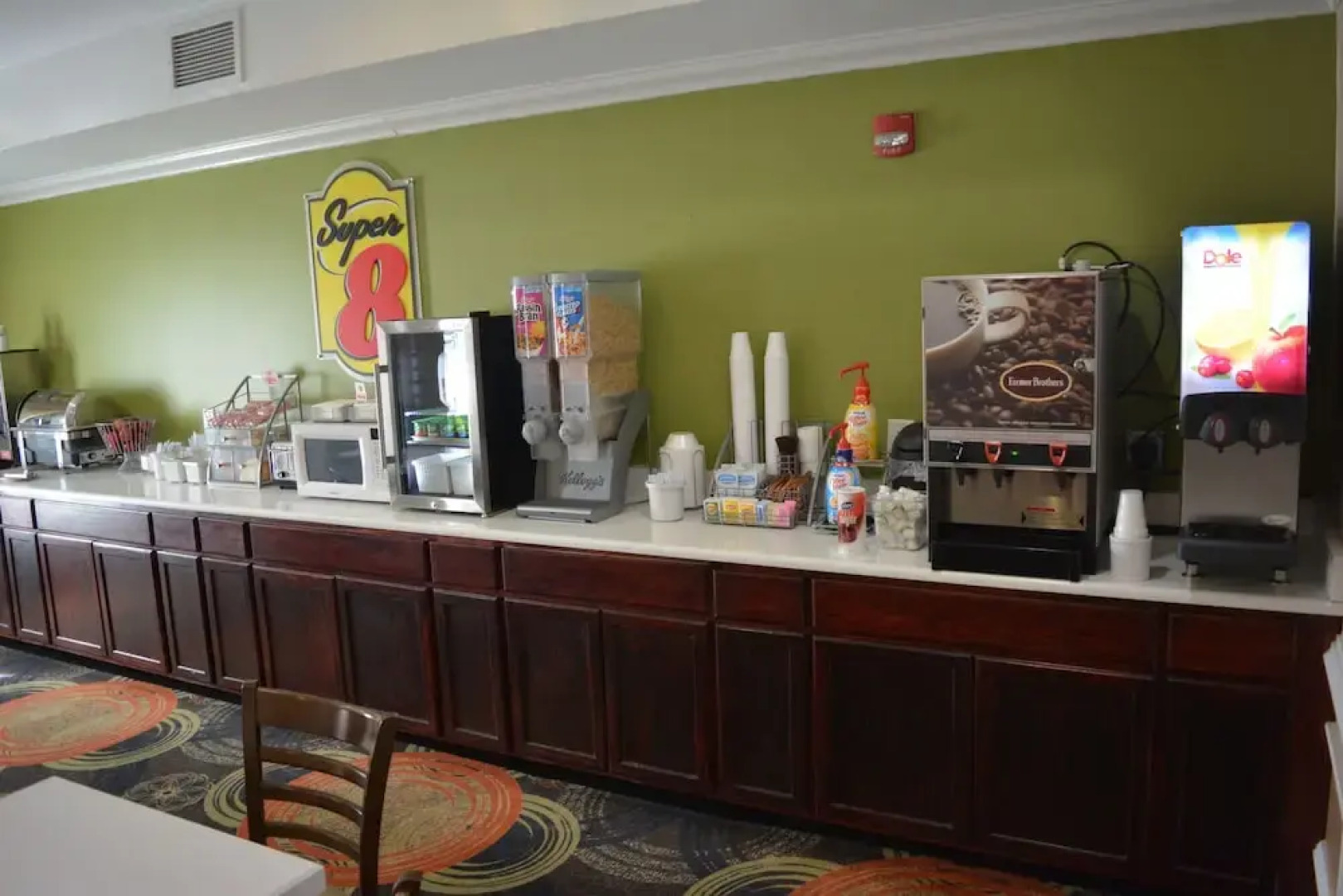 Super 8 by Wyndham Budd Lake