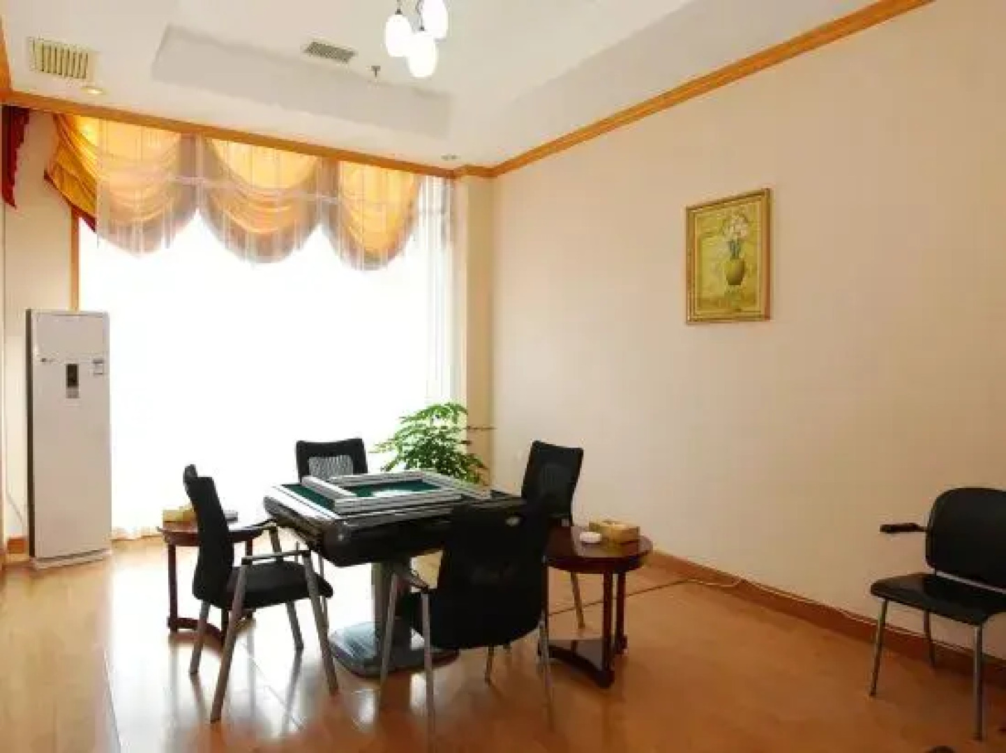 Shiji Guangchang Hotel