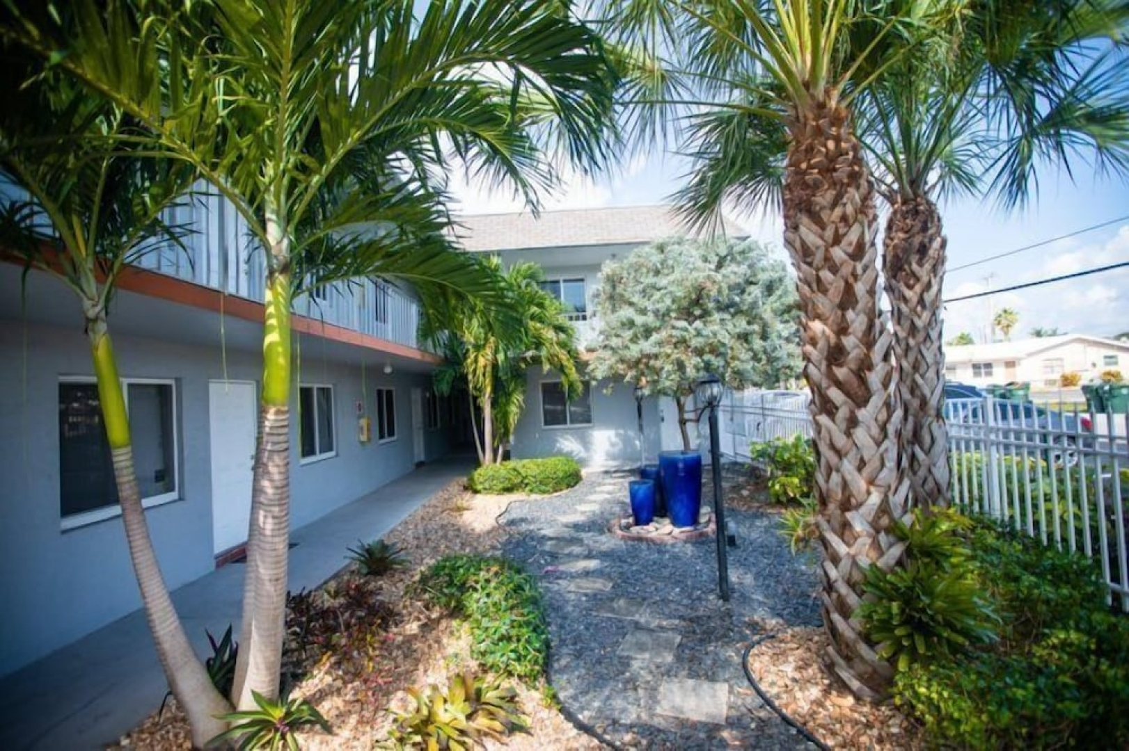 Brief Homes - Oakland Park Victor 2 Bedroom #6