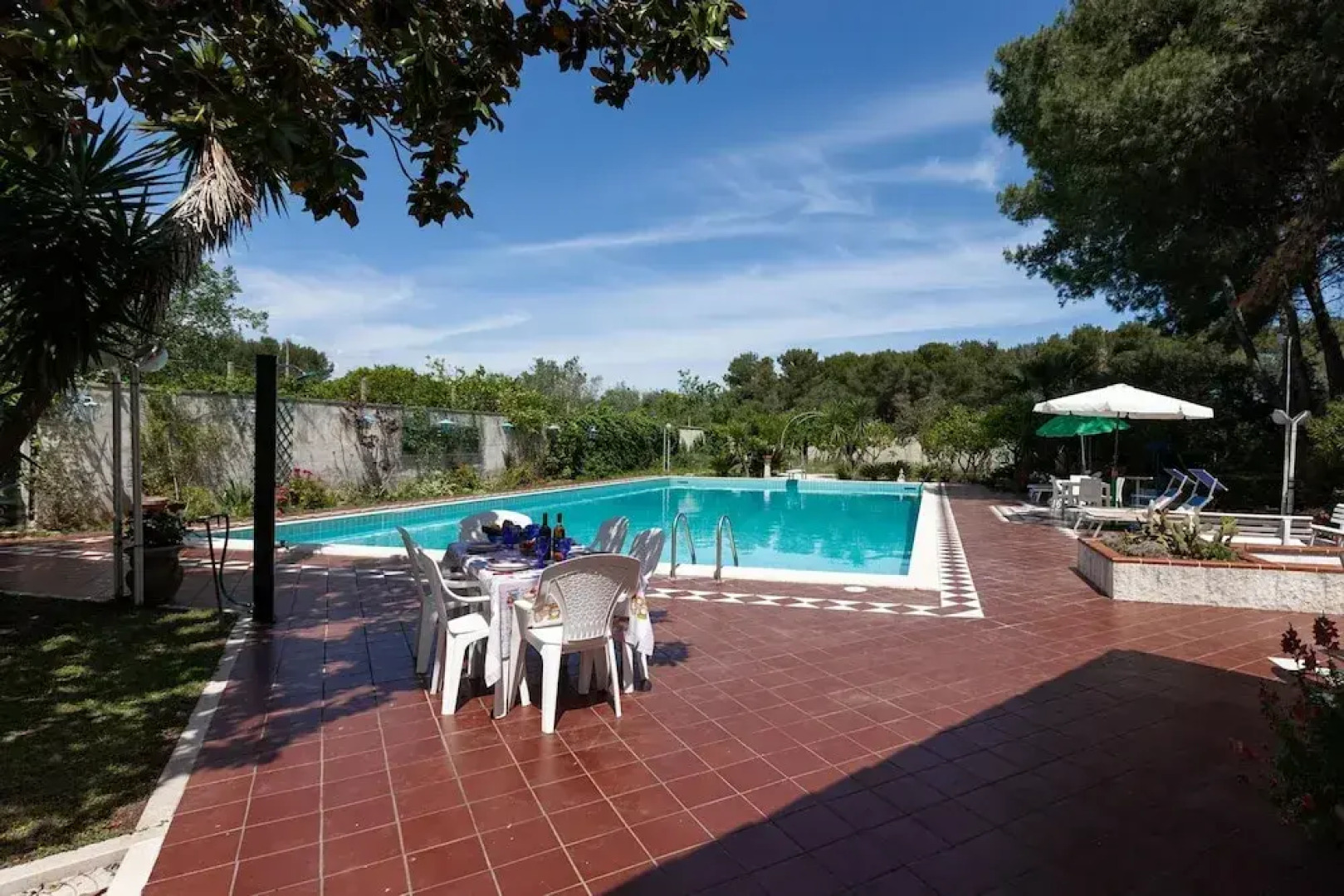 Villa Carmen With Garden And Pool