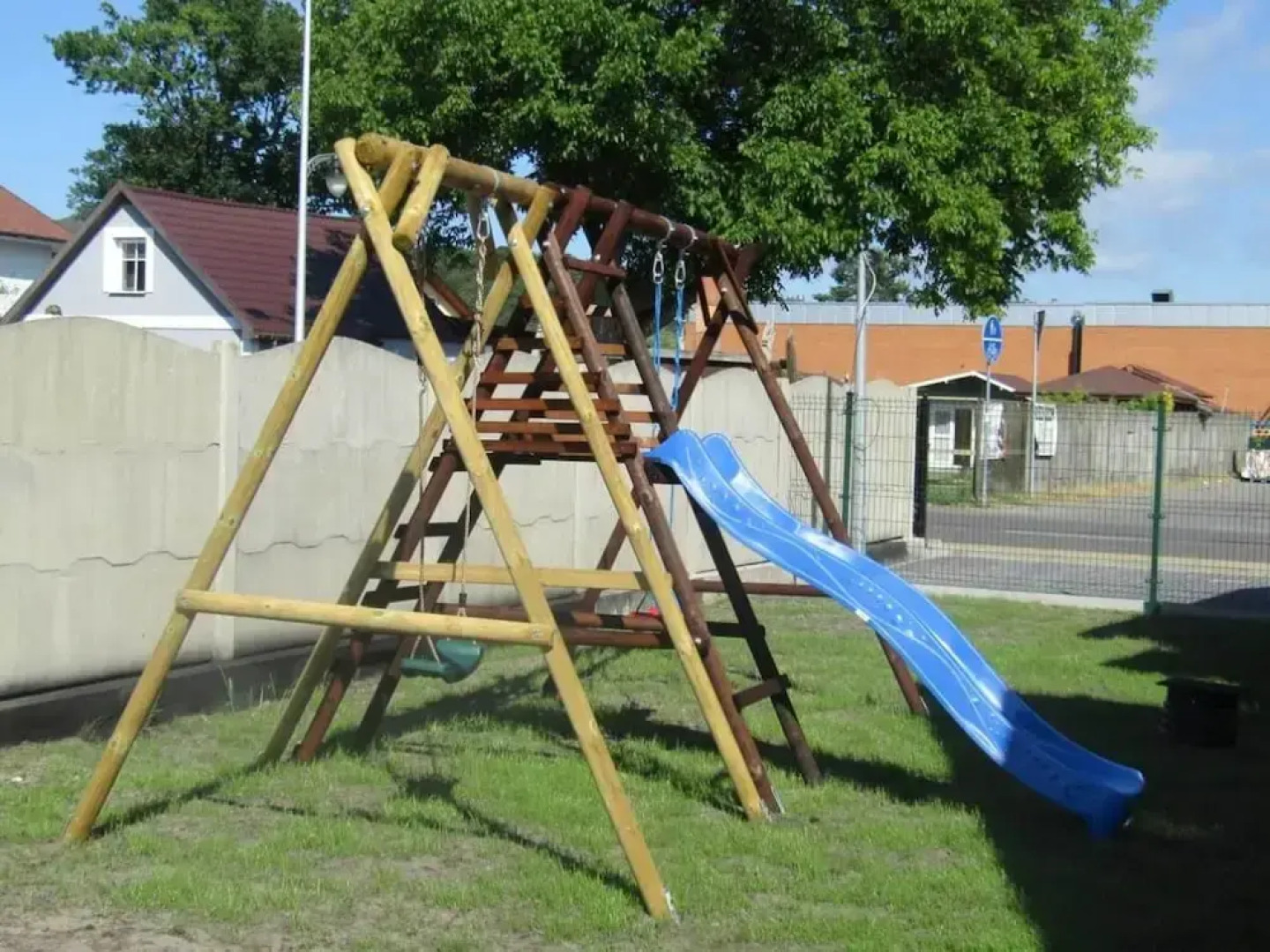 Bungalow With a Sunny Terrace
