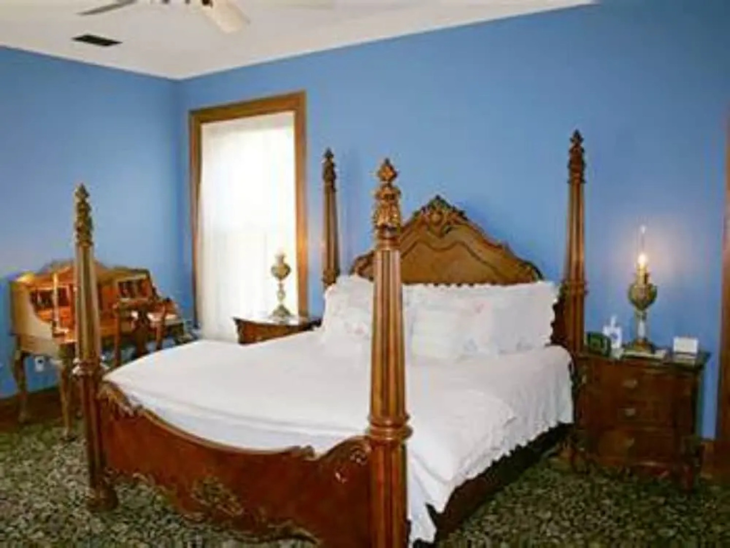 The Carriage House Inn B&B