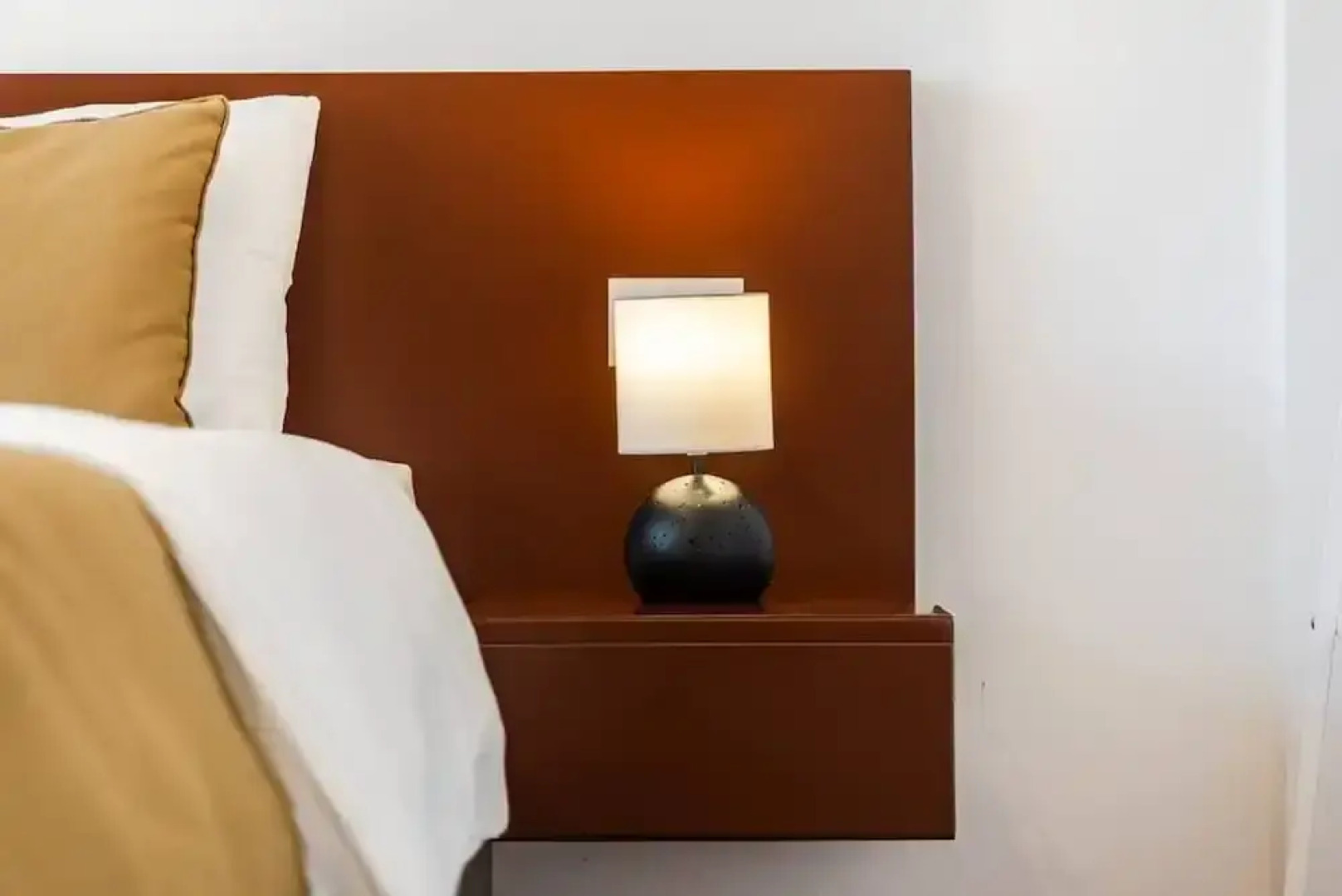 Spacious Apartment by the Beach - Tulipani