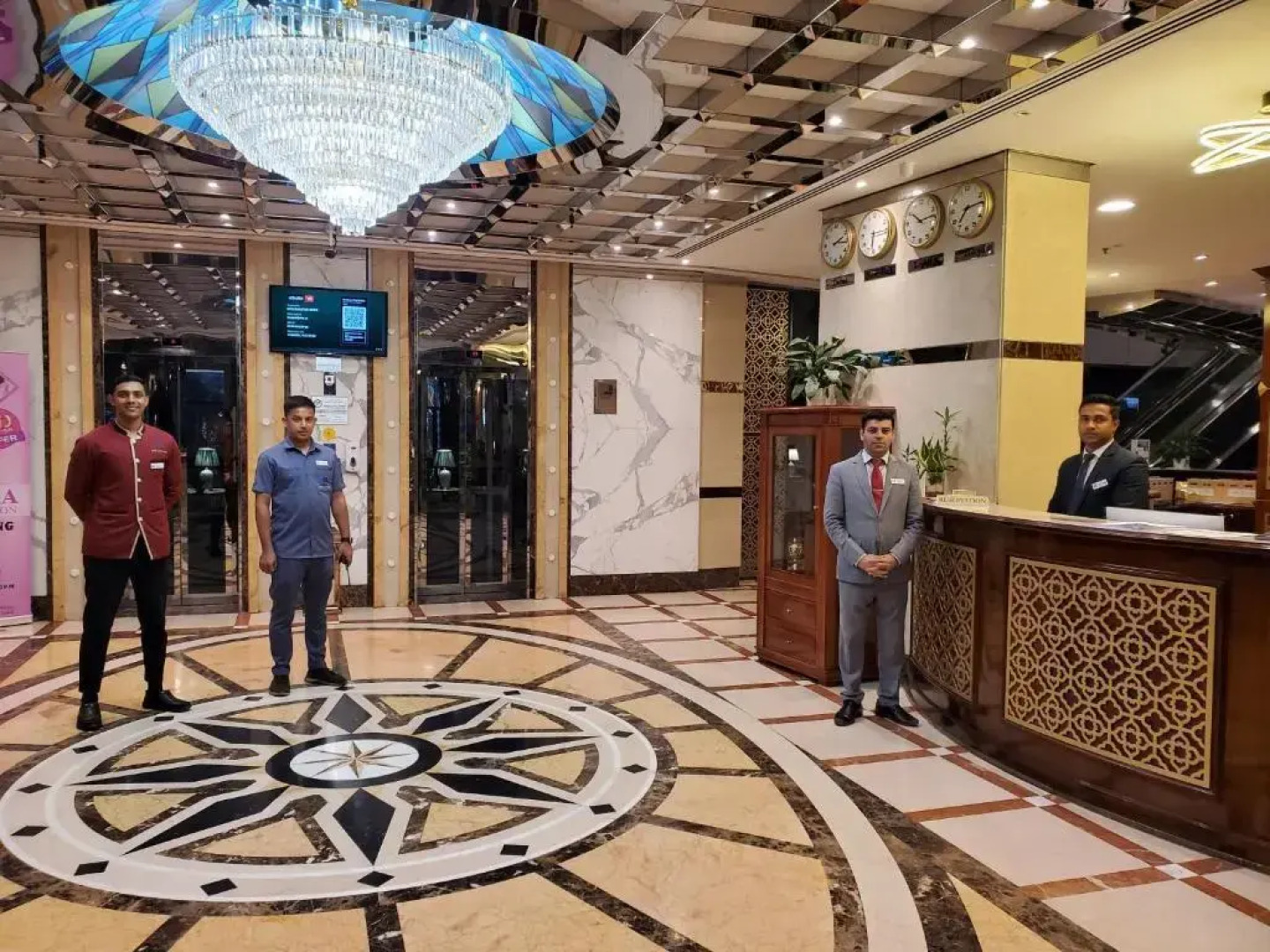 Royal Concorde Hotel & Suite