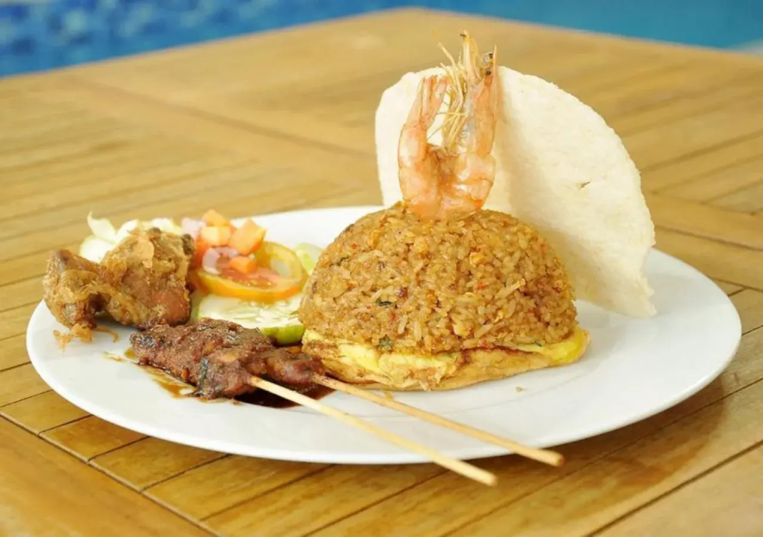 Pose in Solo by Wstay