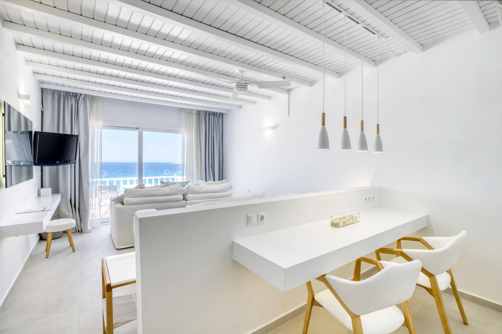 Minois Village Boutique Suites & Spa