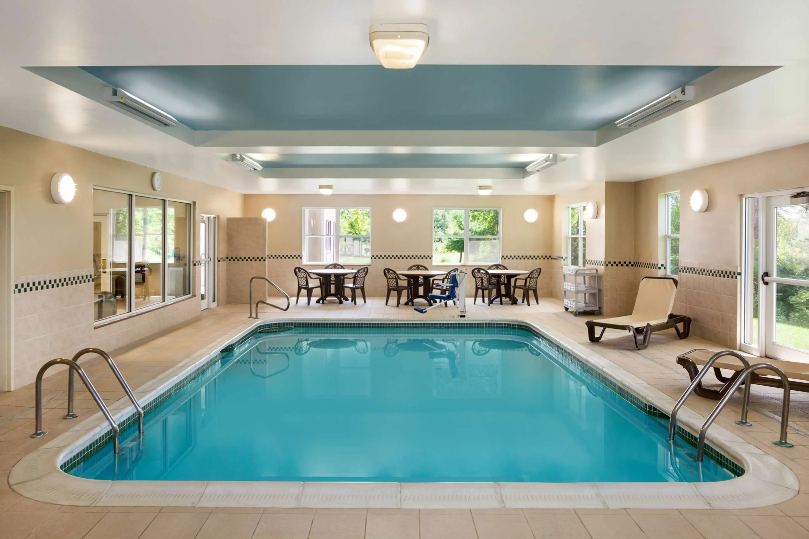 Country Inn & Suites by Radisson, Ithaca, NY