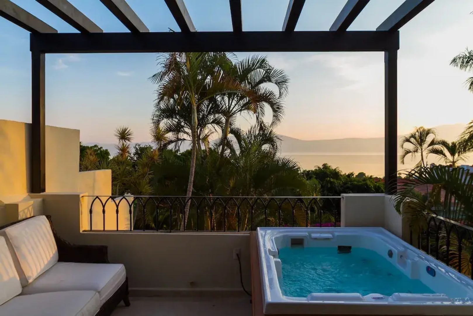 Hotel Lindo Ajijic B&B