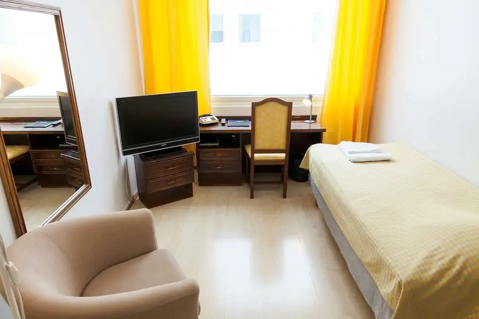 Hotel Aada