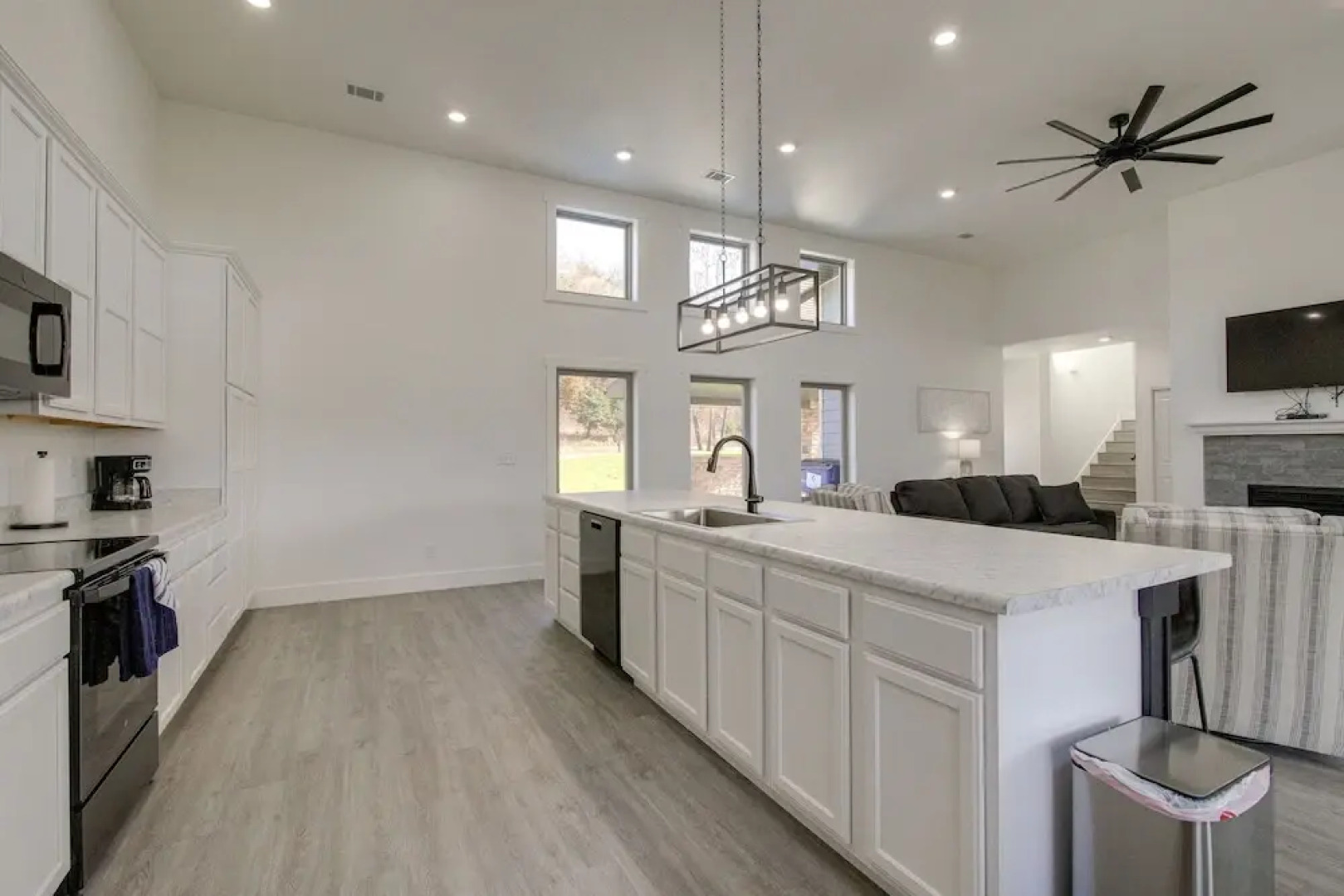 Pet-friendly Cotter Retreat w/ Deck & Gas Grill!