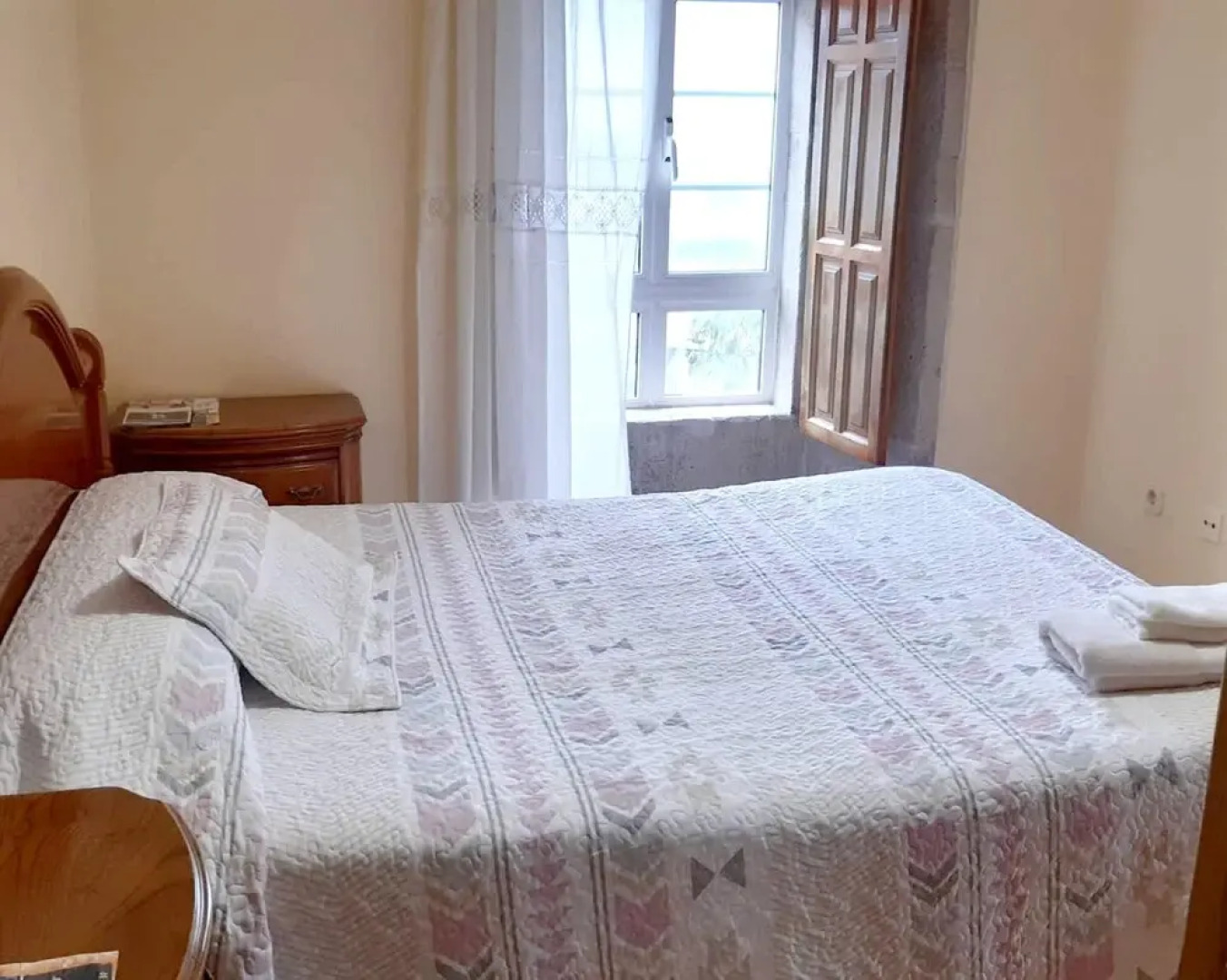 House With 4 Bedrooms in Carboeiro de Francia, With Wonderful Mountain View, Furnished Terrace and Wifi Near the Beach