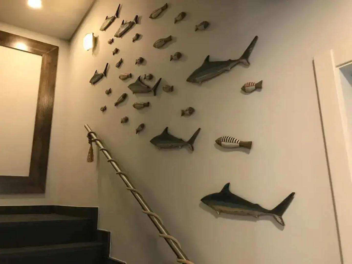 Royal Beach Hostel & Suites