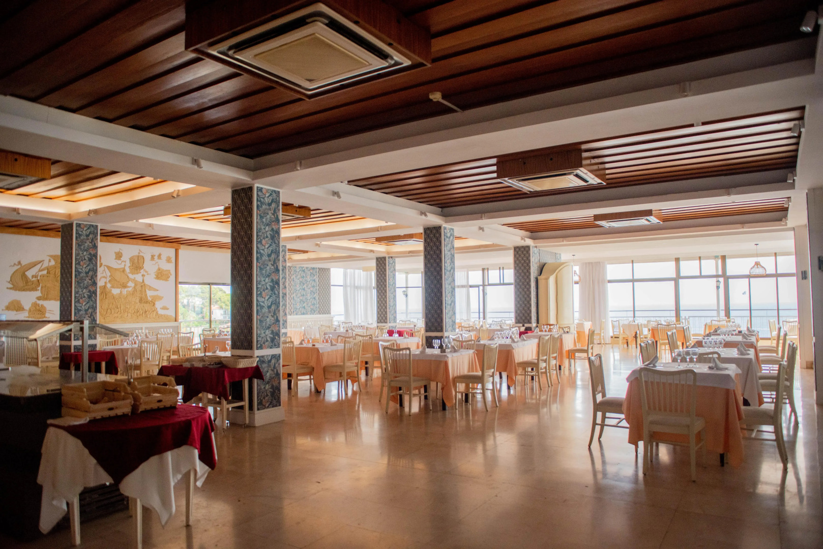 Hotel Roger de Flor Seleqtta