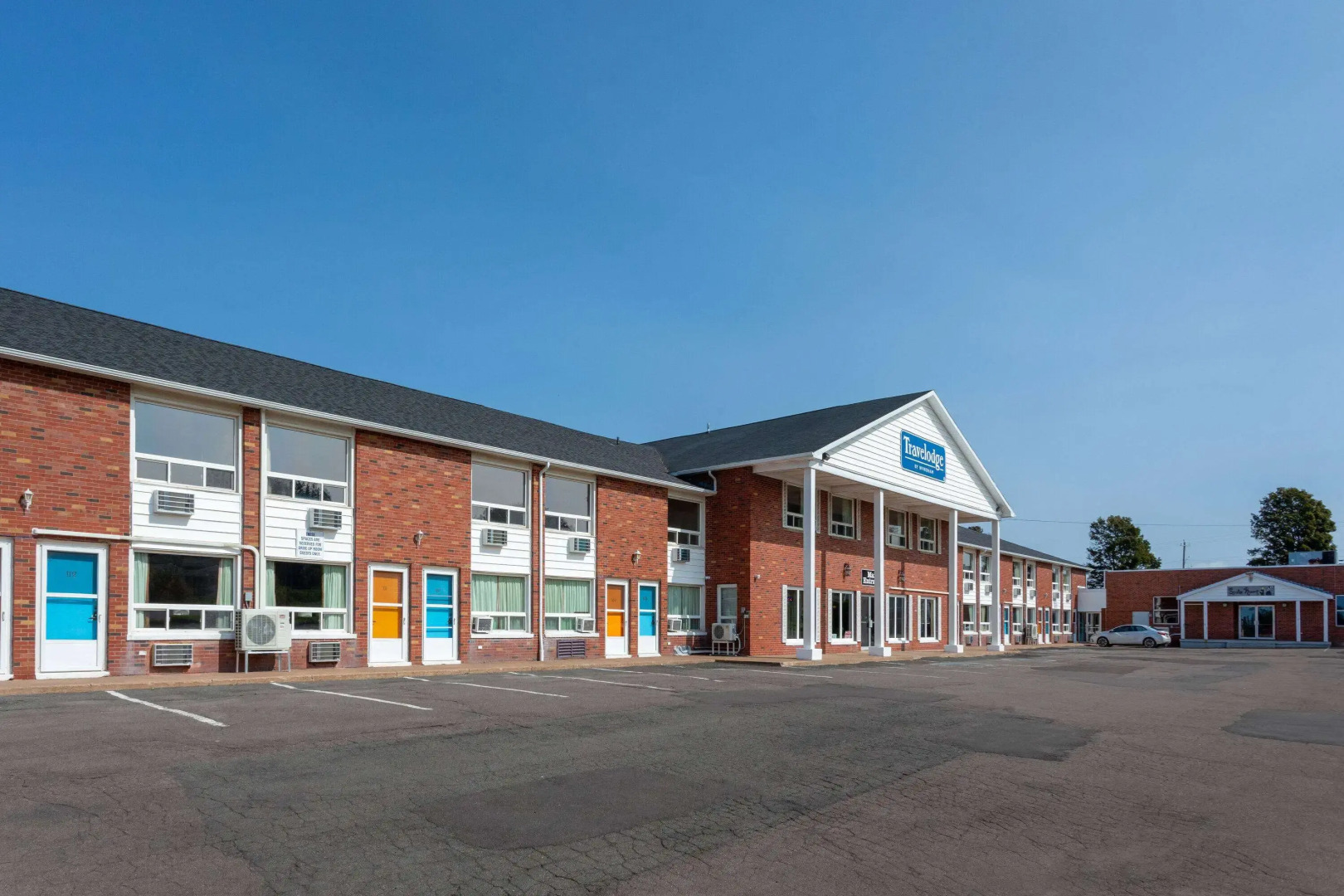 Travelodge by Wyndham Amherst