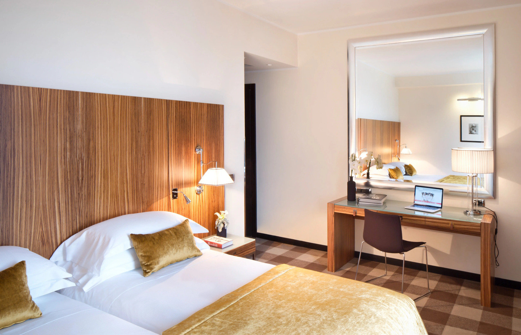 Отель Starhotels Anderson