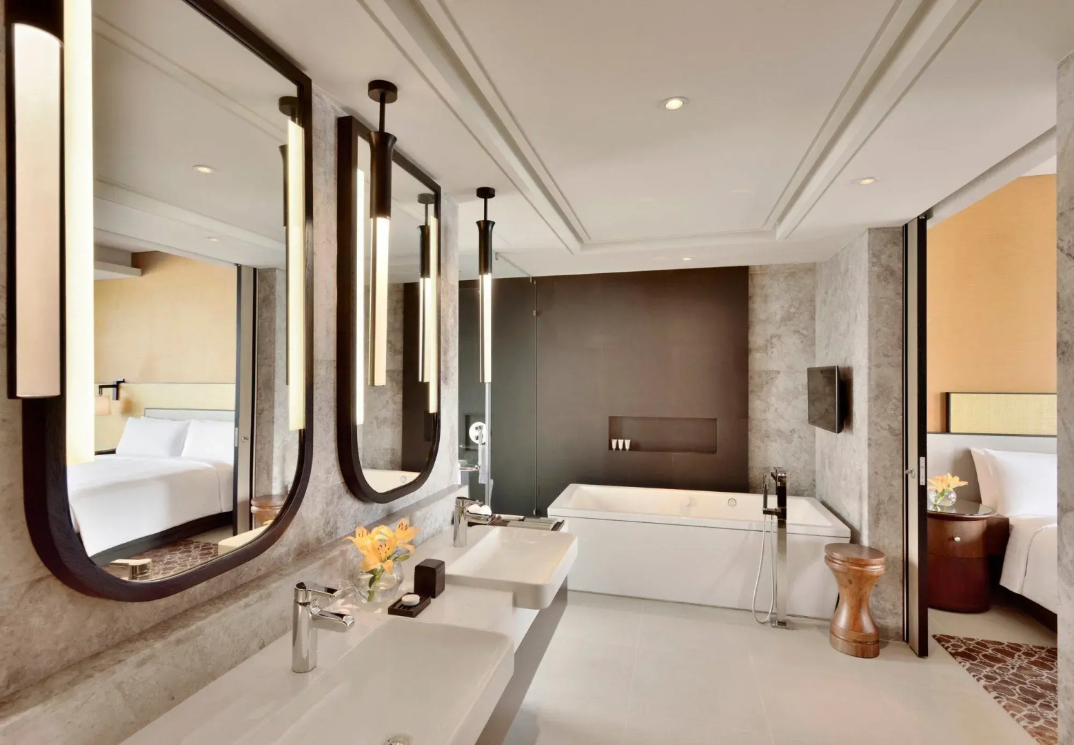 Курортный отель Weligama Bay Marriott Resort & Spa