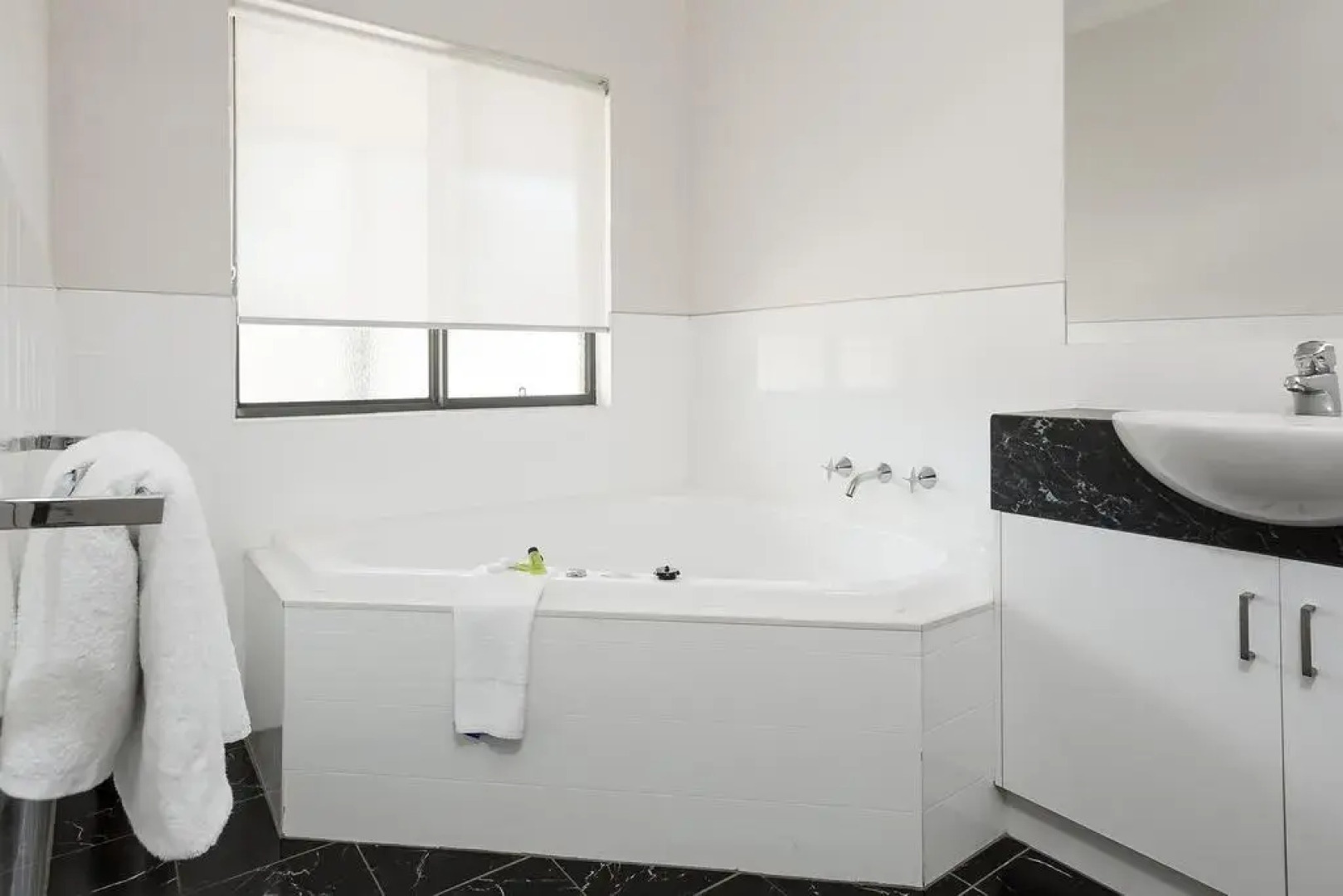 Blazing Stump Motel & Suites