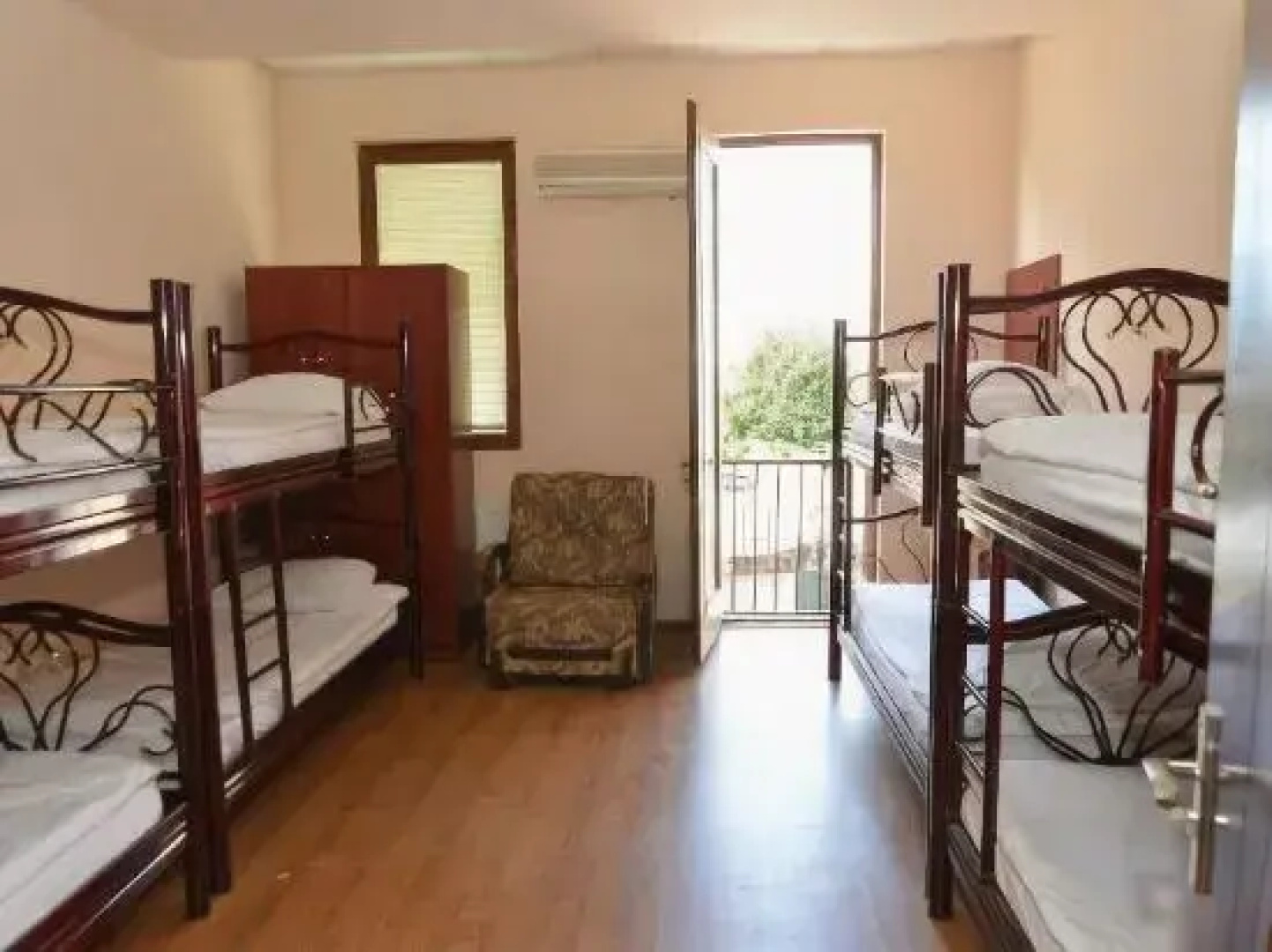 StarHostel