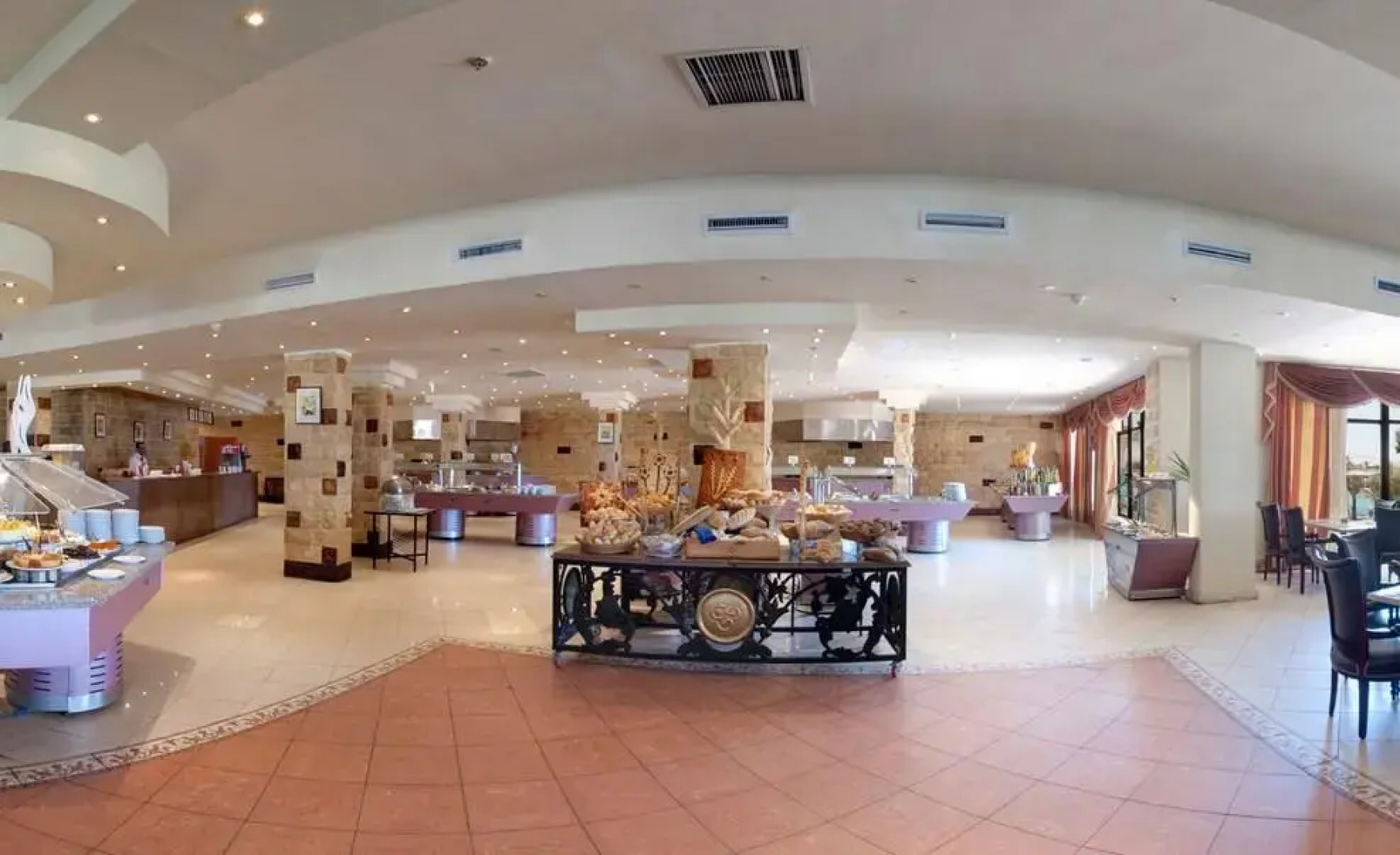 Golden 5 Almas Palace Hotel & Resort