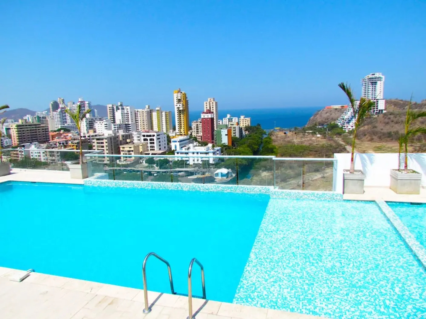 Apartamentos SOHO Style - Con Balcón SMR228A