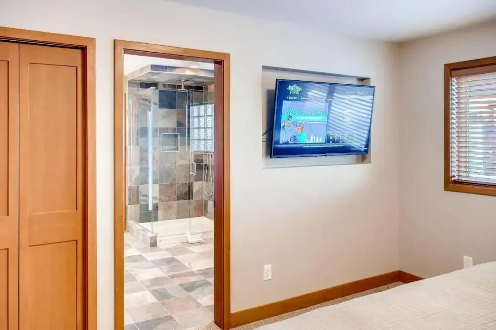 385 Moonshine Crescent by Okanagan Premier