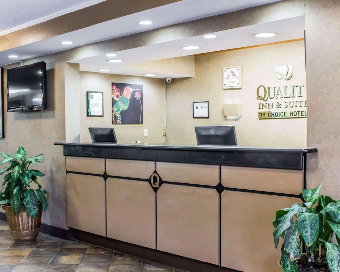 Quality Inn & Suites Fayetteville