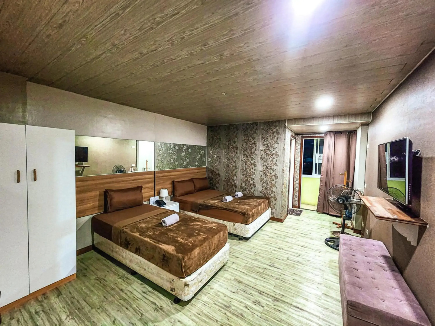 OYO 767 Hotel Urban - Khotel Kurban Hotel