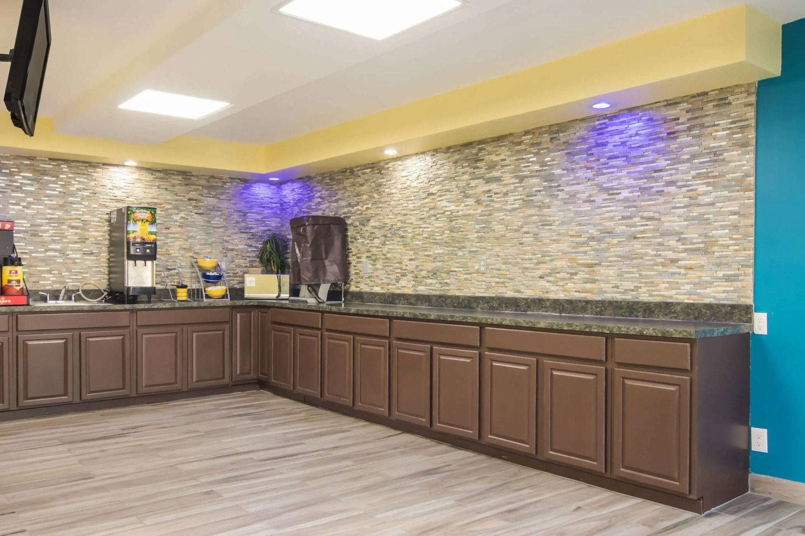 Rodeway Inn & Suites Monroeville - Pittsburgh