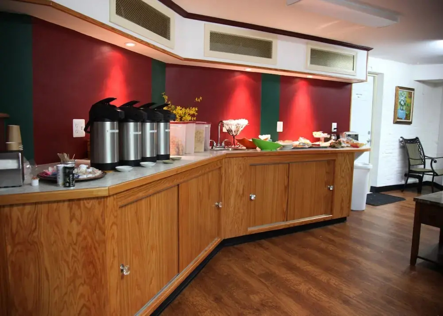 A Friendly Inn at Harvard