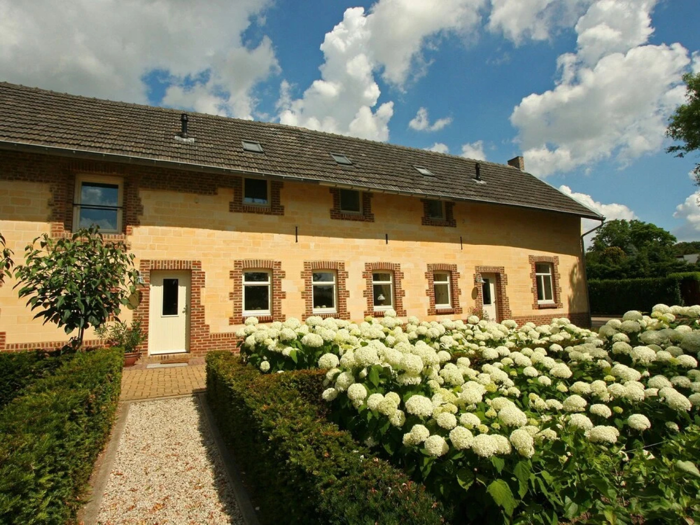 Wijlre Farmhouse Stay