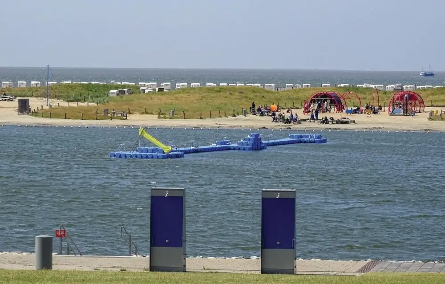 Awesome Apartment in Warwerort With 2 Bedrooms and Internet