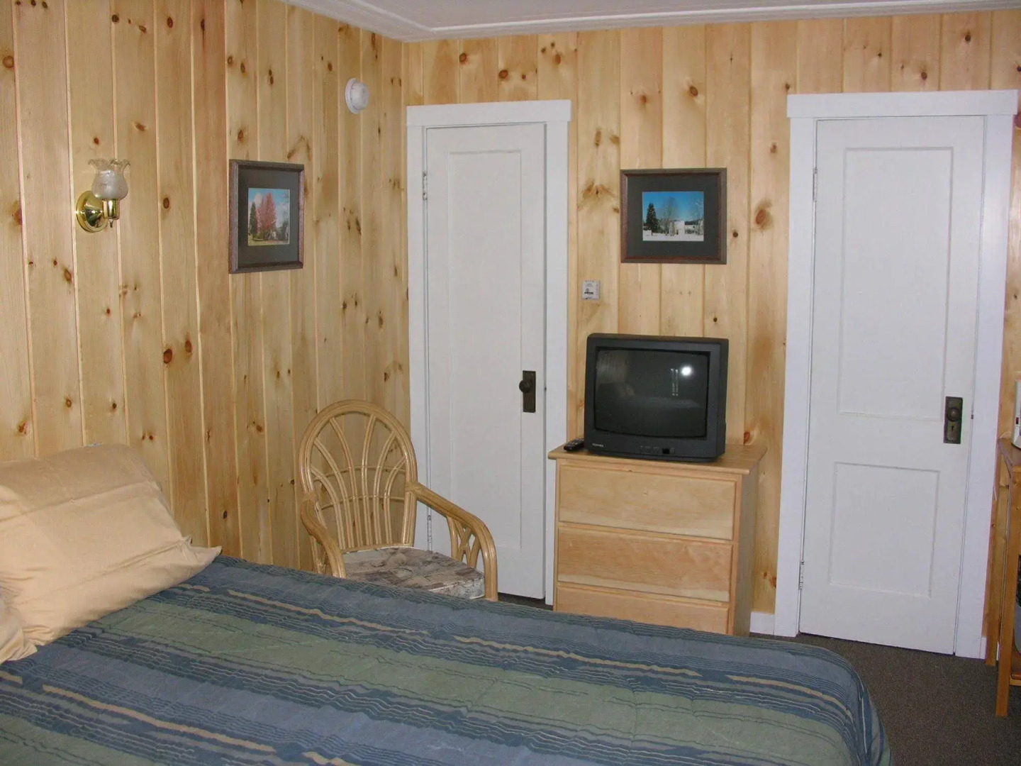 Gilcrest Cottages and Motel