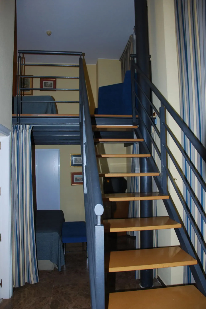 VTZ Orús Factory Hotel - Parking Muy Económico