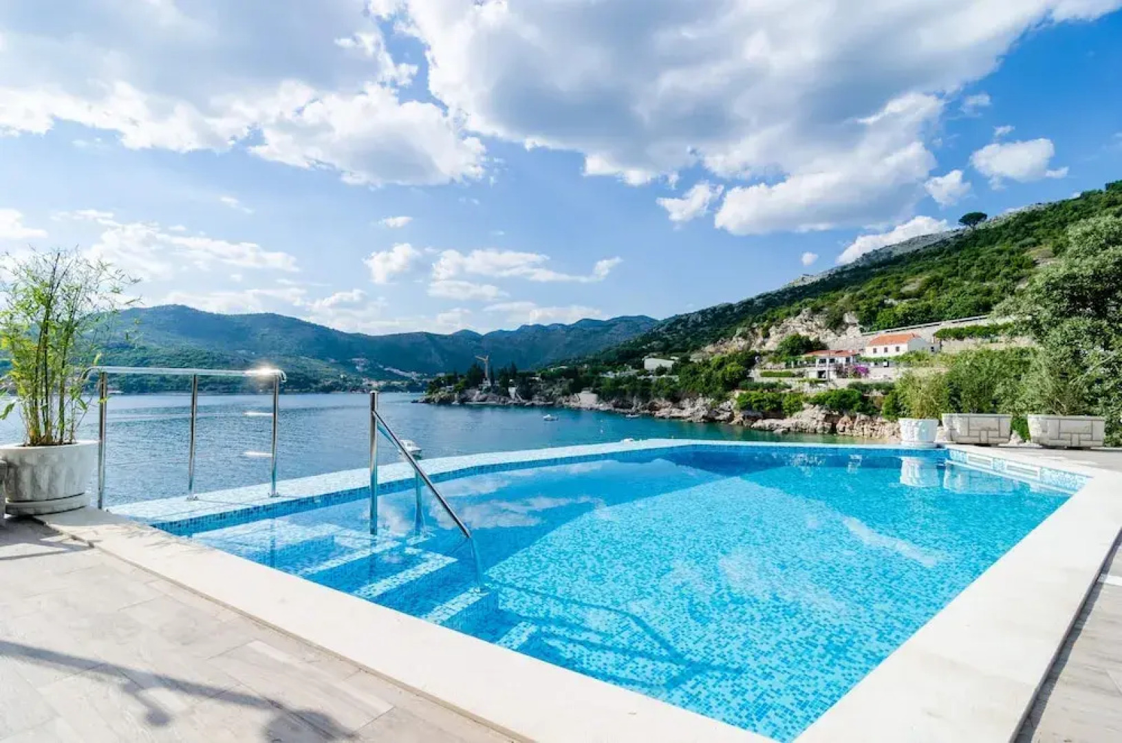 Apartments Ponta Magdalena