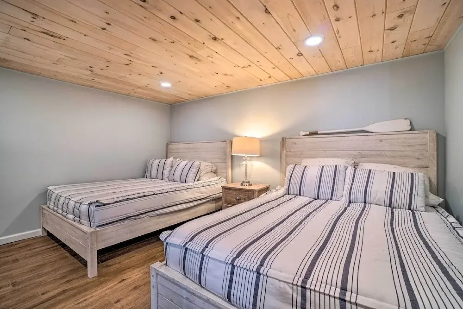 Hayesville Lake Getaway w/ Balcony & Mtn Views!