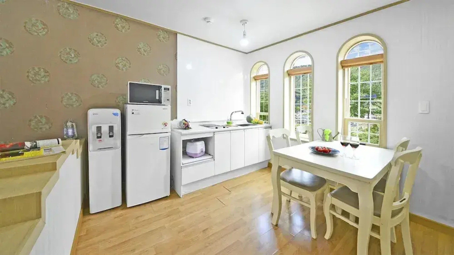 Tongyoung Macaio Pension