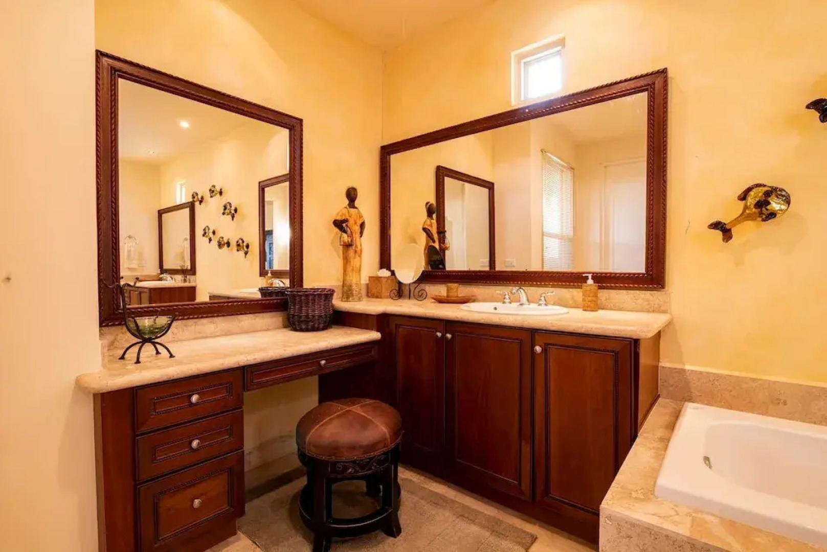 Paraiso Del Mar Resort V58 4 Bed by Casago