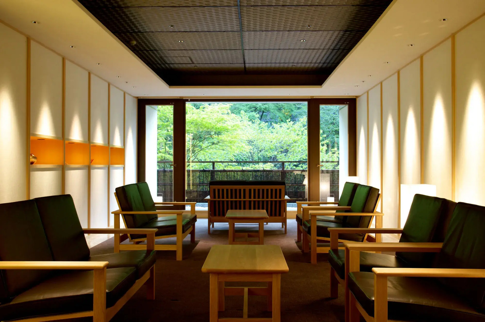Okuikaho Ryotei Kaichoro Ryokan