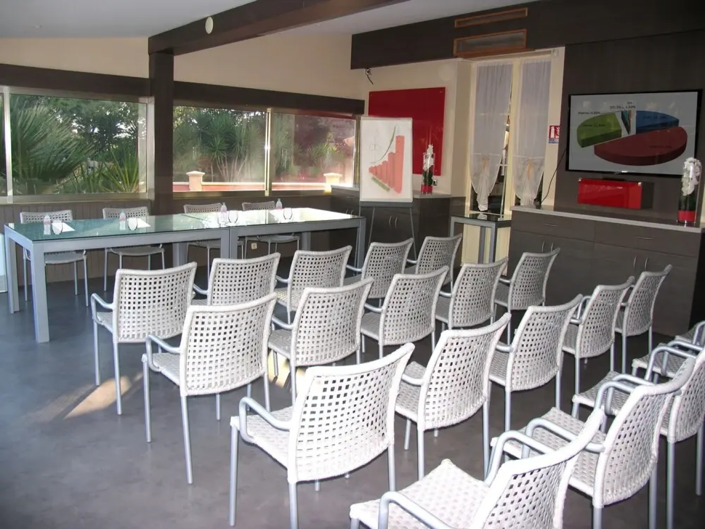 Hôtel et Studios Les Amandiers